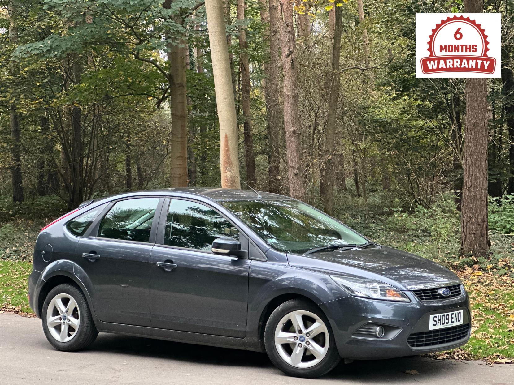 Ford Focus 1.6 Zetec Hatchback 5dr Petrol Manual (161 g/km, 99 bhp)