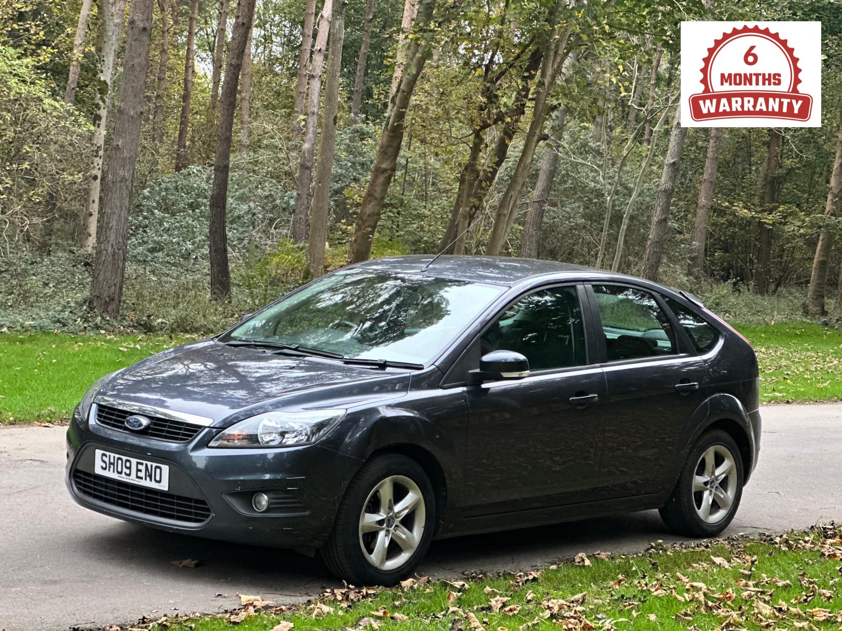 Ford Focus 1.6 Zetec Hatchback 5dr Petrol Manual (161 g/km, 99 bhp)