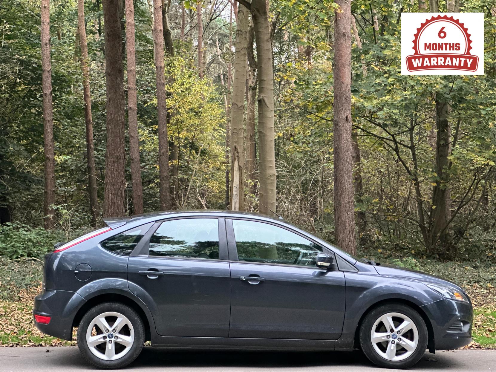 Ford Focus 1.6 Zetec Hatchback 5dr Petrol Manual (161 g/km, 99 bhp)